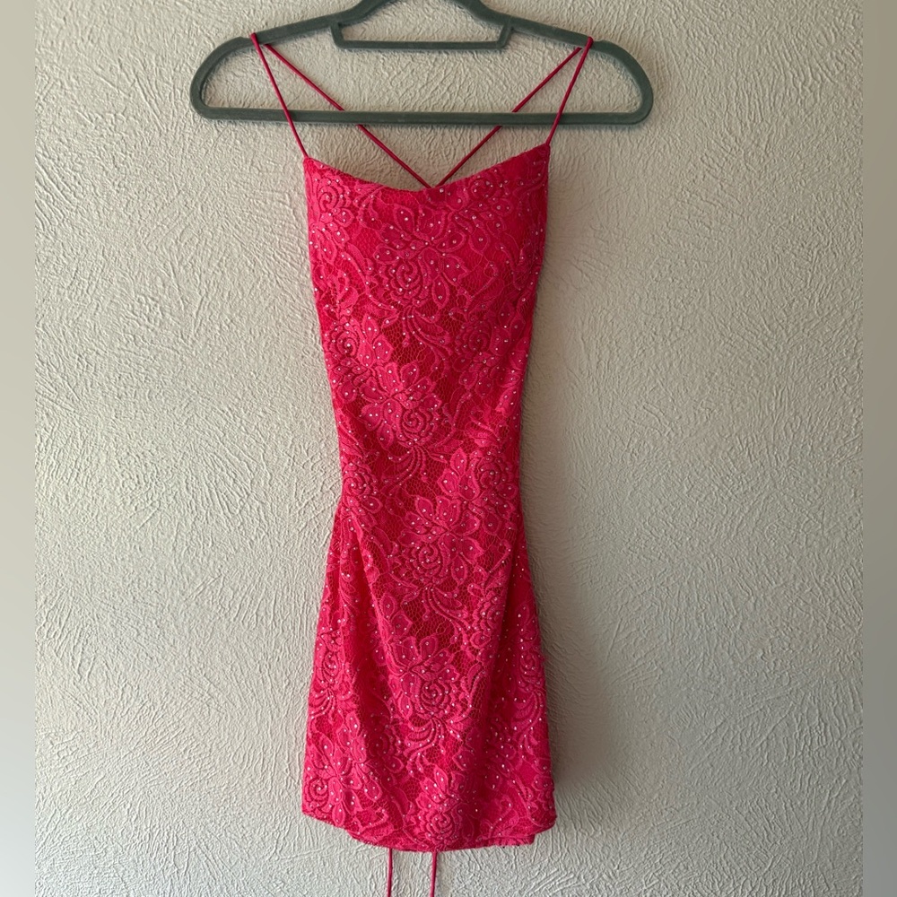 Sherri Hill - Elegant Pink Lace Dress